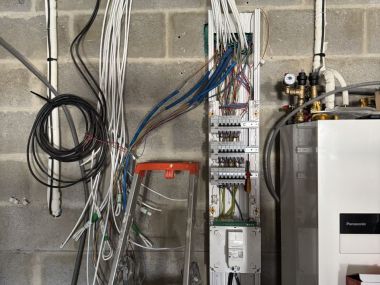 Prestations en électricité générale, plomberie, chauffage dans le Morbihan